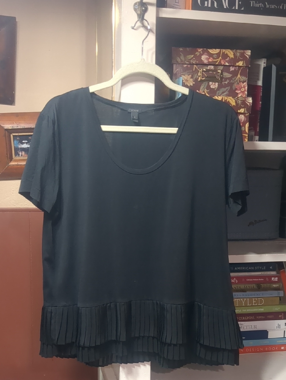 J. Crew Black Short Sleeve Tee Shirt Top with Pleated Hem Size Small